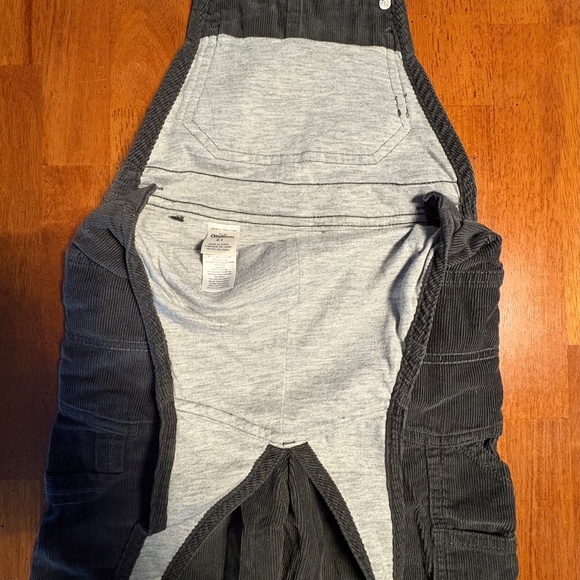 Toddler Corduroy Overalls, OshKosh B’Gosh, Size 3T. Flannel Lined - Picture 9 of 9